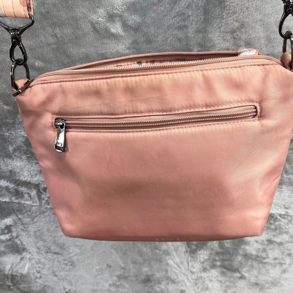 LUG Flare Crossbody Bag Quilted Blush Pink Padded Lightweight Travel Purse - Picture 4 of 10